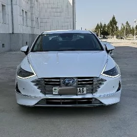 Hyundai Sonata 2021