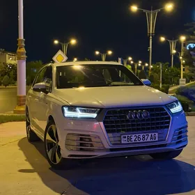 Audi Q7 2017
