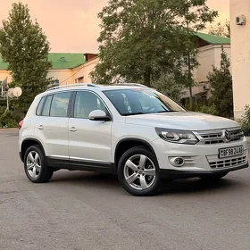 Volkswagen Tiguan 2012