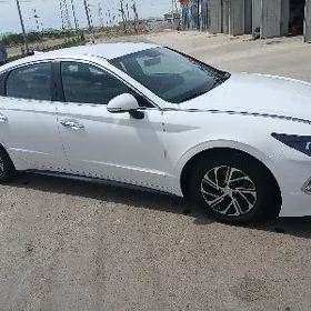 Hyundai Sonata 2022