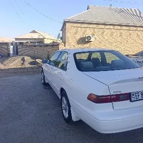 Toyota Camry 1999