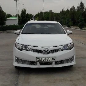 Toyota Camry 2013