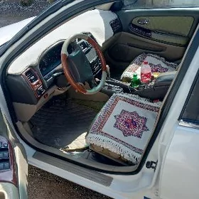 Nissan Maxima 2000