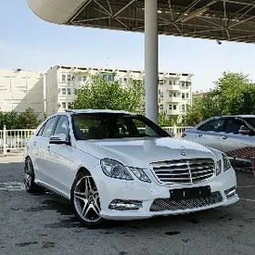 Mercedes-Benz W212 2009