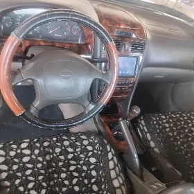 Nissan Maxima 2001
