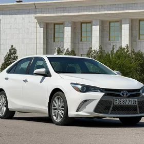 Toyota Camry 2016