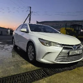 Toyota Camry 2016