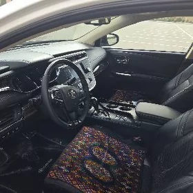 Toyota Avalon 2013