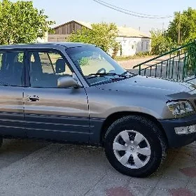 Toyota RAV4 2000