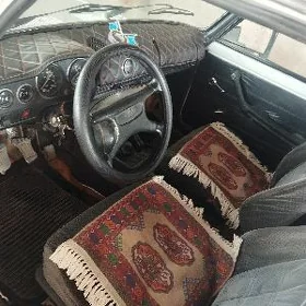 Lada 2104 1985