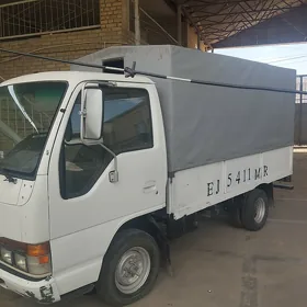 Mitsubishi Canter 2001