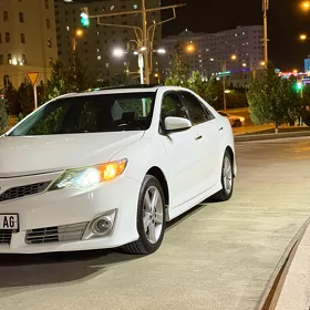 Toyota Camry 2013