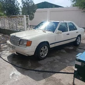 Mercedes-Benz 230E 1994