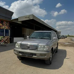 Toyota Land Cruiser 2000