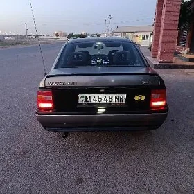 Opel Vectra 1990