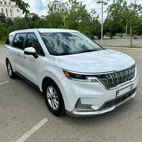 Kia Carnival 2021