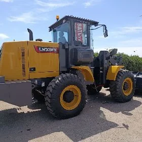 XCMG LW300F 2026