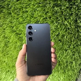 Samsung S24