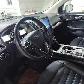 Ford Edge 2022