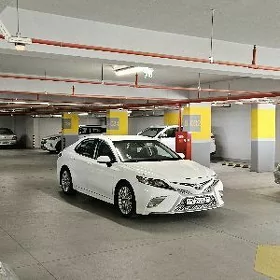 Toyota Camry 2019