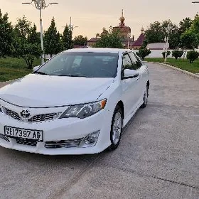 Toyota Camry 2013