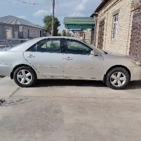Toyota Camry 2005
