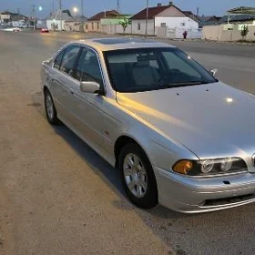 BMW E39 2002