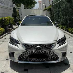 Lexus LS 500 2019