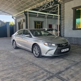 Toyota Camry 2016