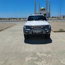 Nissan Patrol 1999