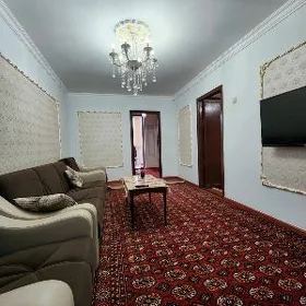 ARENDA  4 MKR 2 KOMNAT