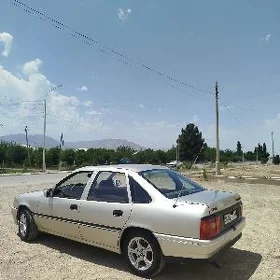 Opel Vectra 1990