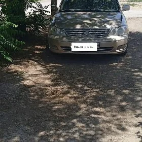 Toyota Avalon 2000