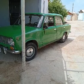 Lada 2104 1982