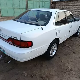 Toyota Camry 1993