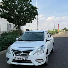 Nissan Sunny 2021