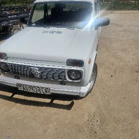 Lada Niva 2010