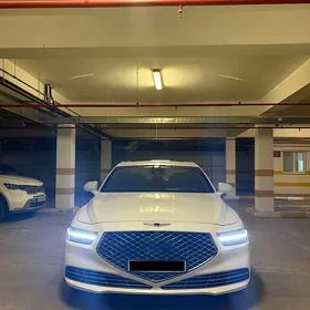 Genesis G90 2020