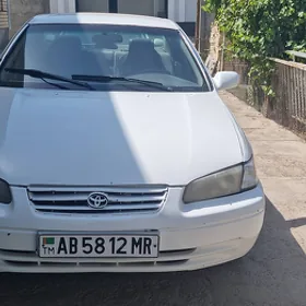 Toyota Camry 1997