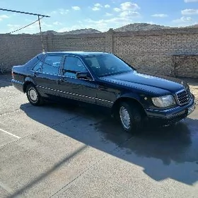Mercedes-Benz S-Class 1995
