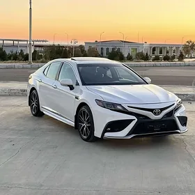 Toyota Camry 2023