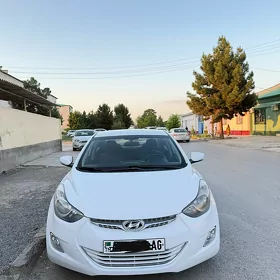 Hyundai Elantra 2011