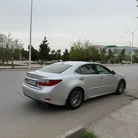 Lexus ES 350 2016