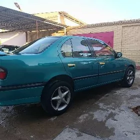 Nissan Primera 1996