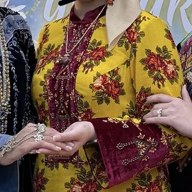 Satlyk koynek