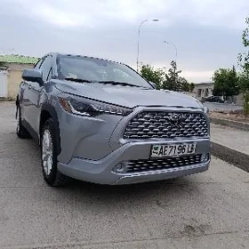 Toyota Corolla Cross 2023