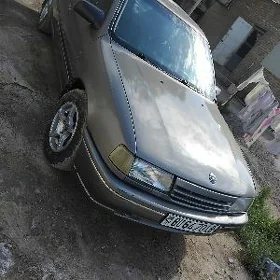 Opel Vectra 1992