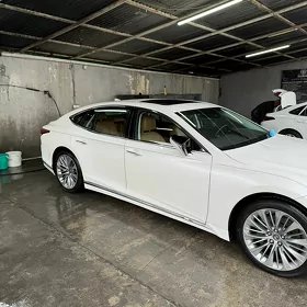 Lexus LS 500 2020