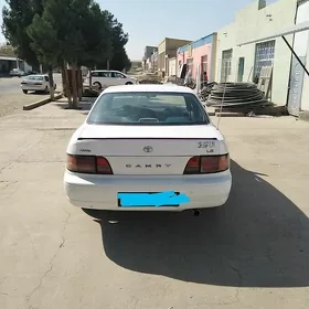 Toyota Camry 1993