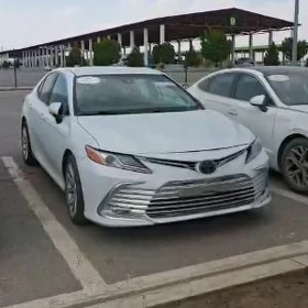 Toyota Camry 2022
